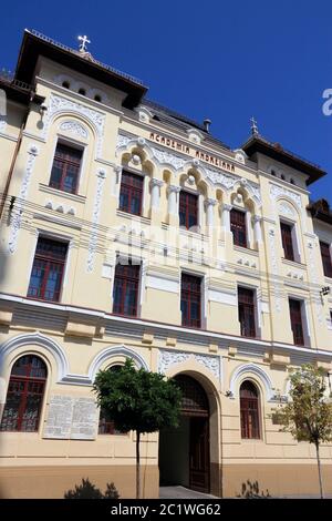 SIBIU, ROMANIA - 24 AGOSTO 2012: Università Andreiana edificio sede della Facoltà di Teologia presso l'Università di Sibiu, Romania. Foto Stock