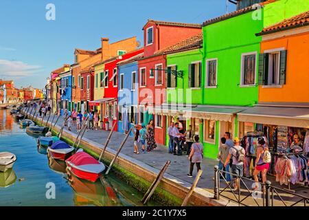 Isola di Burano nella laguna di Venezia, Venezia, Italia. Foto Stock