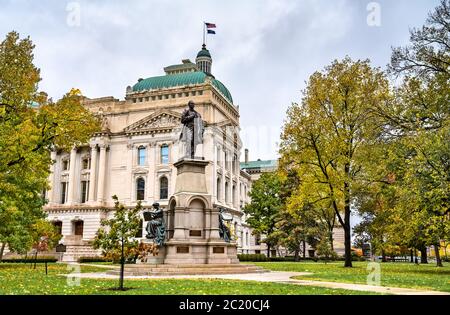 Monumento a Thomas A. Hendricks presso l'Indiana Statehouse di Indianapolis Foto Stock