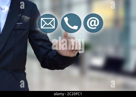 Uomo d'affari scelta icona di contatto virtuale. CONTATTACI (collegamento telefonico per il supporto clienti) Foto Stock