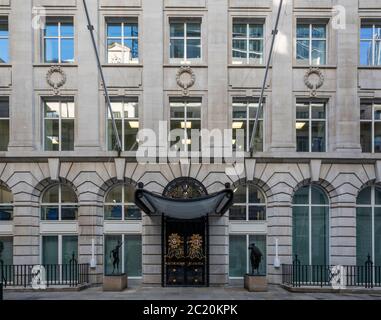 Quota principale e ingresso. Leathersellers' Hall, Londra, Regno Unito. Architetto: Eric Parry Architects Ltd, 2016. Foto Stock