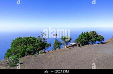 El Hierro - Cruz de Los Humilladeros - stazione sul sentiero escursionistico e pellegrino Camino de la Virgen a ovest dell'isola delle Canarie, Spagna Foto Stock