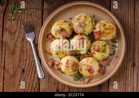 I gnocchi di pancetta delizia il cibo, cibo ceco originale delish poco costoso Foto Stock