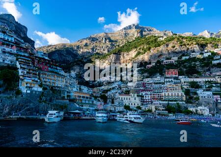Italia, Campania, Positano - 14 agosto 2019 - Positano, una meraviglia della Costiera Amalfitana Foto Stock