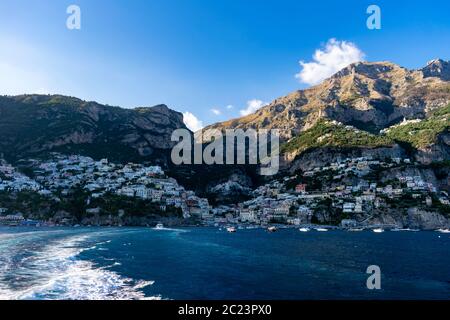 Italia, Campania, Positano - 14 Agosto 2019 - Vista sulla splendida Positano Foto Stock