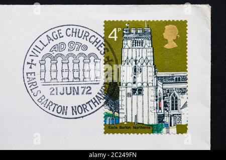 Tutti i Santi Chiesa Earls Barton primo giorno di copertina francobollo rilasciato dalla Royal Mail 21 giugno 1972 e postsegnato Earls Barton, Northamptonshire, Regno Unito Foto Stock
