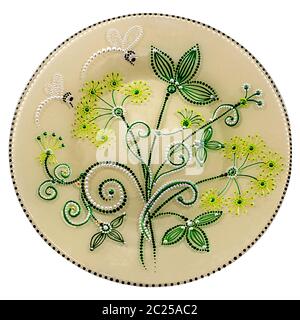 Decorativo piatto in ceramica dipinta con le mani. Arte, fatta a mano Foto Stock