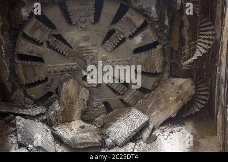 Alesaggio tunnel elemento anteriore macchina Foto Stock