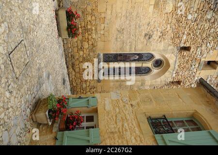 Chiesa parrocchiale di Saint-Jean-Baptiste a Saint Pompont Francia Foto Stock