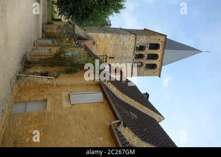 Chiesa parrocchiale di Saint-Jean-Baptiste a Saint Pompont Francia Foto Stock