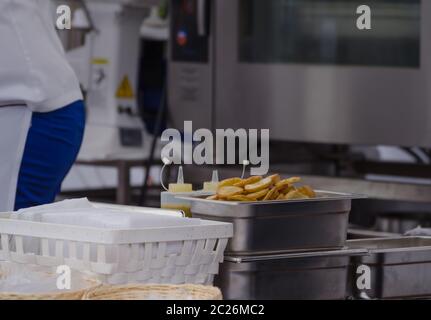 Chef di cucina e lo chef cucina - crostini Foto Stock