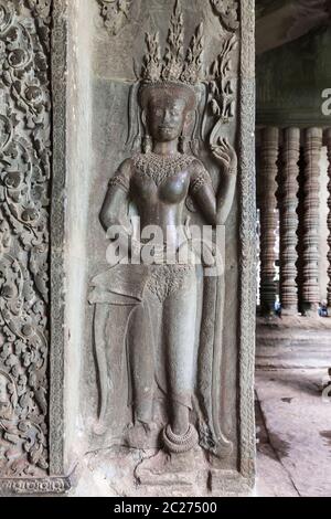 Angkor wat, bassorilievo dell'ala nord della galleria ovest, Apsaras come ballerini celesti, Siem Reap, Cambogia, Sud-est asiatico, Asia Foto Stock