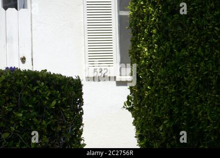 West Hollywood, California, USA 16 giugno 2020 UNA visione generale dell'atmosfera di residenza dell'attrice Florence Lawrence al 532 Westbourne Avenue il 16 giugno 2020 a West Hollywood, California, USA. Foto di Barry King/Alamy Stock foto Foto Stock