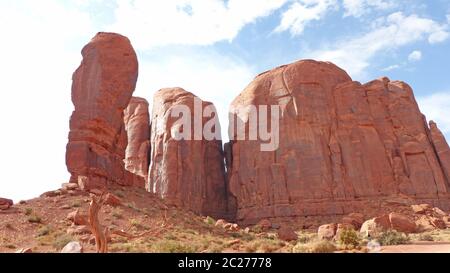 Felsformationen im Monument Valley nello Utah in den Vereinigten Staaten formazioni rocciose nella Monument Valley in Utah negli Stati Uniti Foto Stock