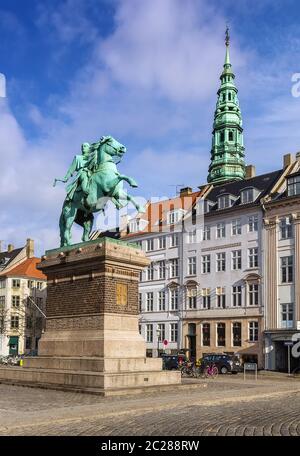 La statua equestre di Absalon, Copenhagen Foto Stock