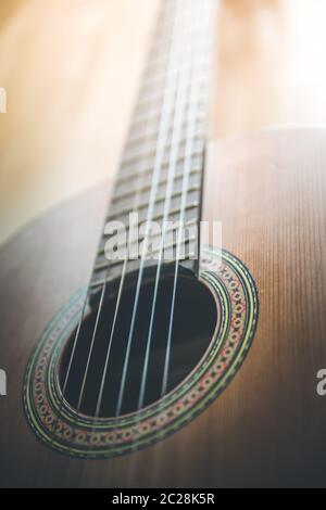 Chitarra classica e archi, strumento professionale Foto Stock