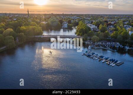 Vista aerea del lago Alster in serata Foto Stock