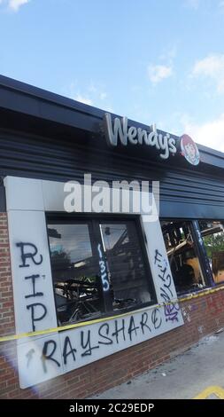 Atlanta, George Wendy's dove Rayshard Brooks è stato ucciso dalla polizia di Atlanta Foto Stock