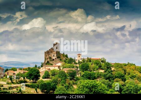 Castello Di Leotoing, Alta Loira, Auvergne-Rodano-Alpi, Francia Foto Stock