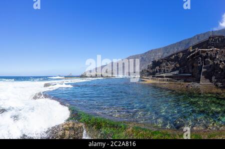 Piscina di mare la Maceta nella Valle del Golfo sull'isola di El Hierro, Isole Canarie, Spagna Foto Stock