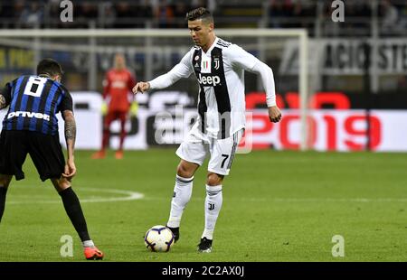 La stella portoghese del calcio Cristiano Ronaldo, della Juventus F.C., allo stadio di calcio san siro, a Milano. Foto Stock