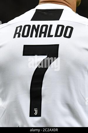 La stella portoghese del calcio Cristiano Ronaldo, della Juventus F.C., allo stadio di calcio san siro, a Milano. Foto Stock