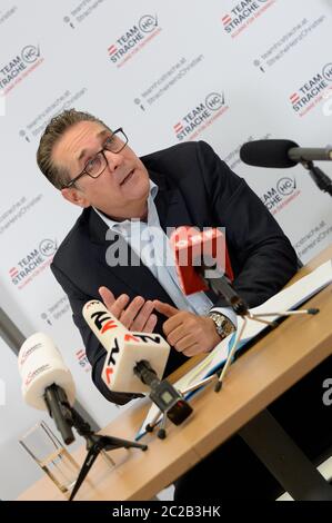 Vienna, Austria. 17 giugno 2020. Conferenza stampa "Team HC Strache-Alliances for Austria" sugli attuali sviluppi politici in Austria. Nella foto è raffigura il Presidente Federale Heinz Christian Strache. Credit: Francesco PERC / Alamy Live News Foto Stock