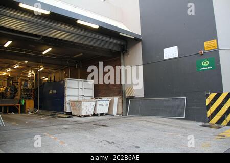 Nella foto è raffigurato il negozio Woolworths a Grosvenor Street, Neutral Bay. Foto Stock