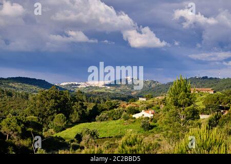 Il villaggio di Palmela nel Parco Naturale dell'Arrabida. Portogallo Foto Stock