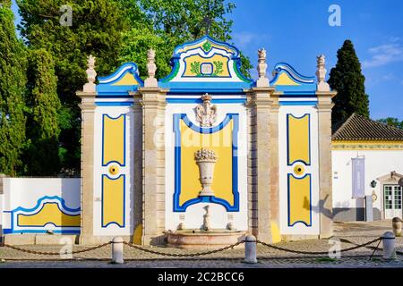 Fonte dos Pasmados (Fontana di Pasmados) risalente al 1787, Vila Nogueira de Azeitao. Setubal, Portogallo Foto Stock