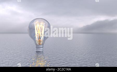 Lampadina luminosa sulla superficie di un mare o oceano calmo. Fonti energetiche rinnovabili alternative. Produzione di elettricità da acqua. Creati concettuali Foto Stock