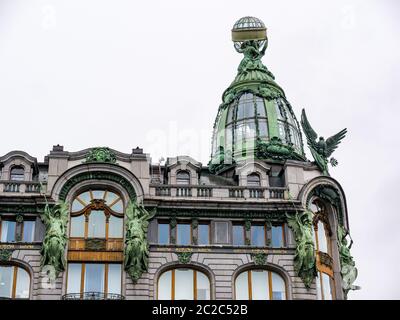 Cantante Società edificio architettura Art Nouveau, Nevsky Prospect, ora Dom Knigi, San Pietroburgo, Russia Foto Stock