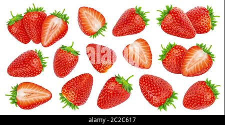 Tutto delizioso e tritato fresco fragole mature impostare isolati su sfondo bianco Foto Stock