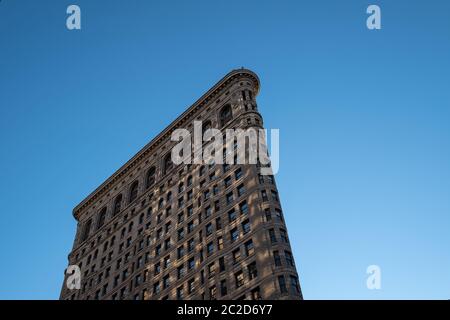 Architettura primo piano del Flatiron Building nel pomeriggio a New York City Foto Stock