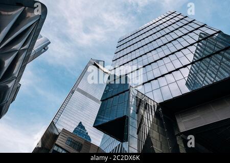 Vista su grattacieli di Hudson Yards nel centro di New York City Foto Stock