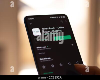 Assam, india - 09 Giugno 2020 : Dmart un'applicazione online per la spesa di generi alimentari. Foto Stock