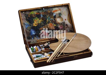 scatola con vernici, pennelli e palette Foto Stock