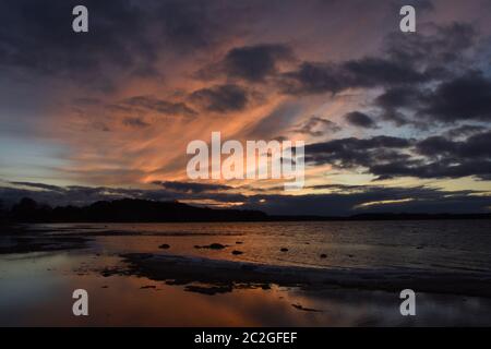 Tramonto su kolpinsee nel brandeburgo in sommer 2018 Foto Stock