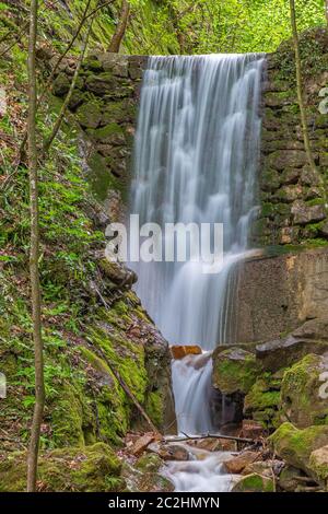 Cascata nella Gola Rastenbach al Lago di Caldaro, Alto Adige Foto Stock