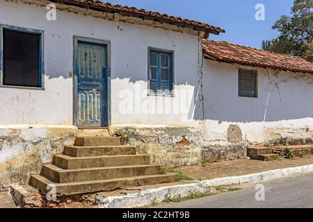 Vecchia casa con pareti in poole Foto Stock