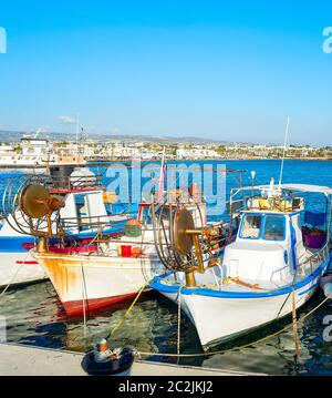Barche da pesca Paphos mare Cipro Foto Stock