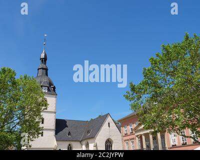 la città di detmold e la famosa hermannsdenkmal in germania Foto Stock