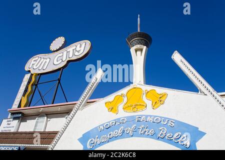 Stratosphere Tower & Chapel of the Bells, Las Vegas, Nevada, USA Foto Stock