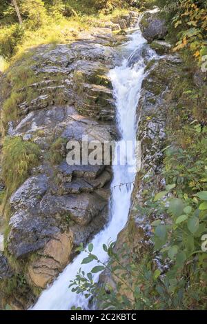 Cascata delle cascate Kuhflucht in montagne estere, Baviera, Germania Foto Stock