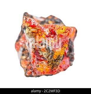 Primo piano di campione di minerale naturale dalla collezione geologica - roccia Di Realgar non lucidata isolata su sfondo bianco Foto Stock