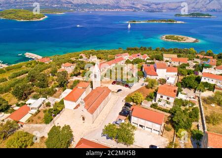 Lumbarda. Isola di Korcula vllage di Lumbarda arcipelago vista aerea, sud della Dalmazia, Croazia Foto Stock