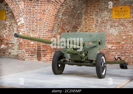 RUSSIA, NIZHNY NOVGOROD - 06 AGOSTO 2014: Pistola anti-57 mm ZIS-2 durante la seconda guerra mondiale Foto Stock