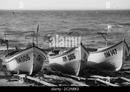 Pomorie, Bulgaria - - Novembre 06, 2019: Pomorie è una città e località balneare nel sud-est della Bulgaria, situata su una piccola penisola rocciosa di Burgas Foto Stock