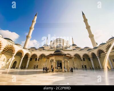 30 ottobre 2019. Moschea di Istanbul Camlica. Turco Camlica Camii. La moschea più grande della Turchia. La nuova moschea e la più grande i Foto Stock