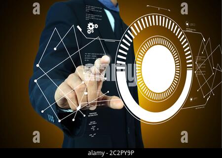 Smart mano che mostra la tecnologia avveniristica Foto Stock